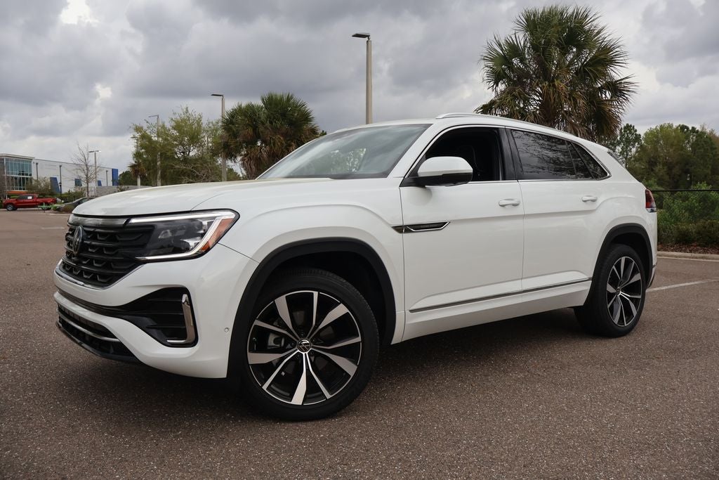 2024 Volkswagen Atlas Cross Sport 2.0T SEL Premium R-Line