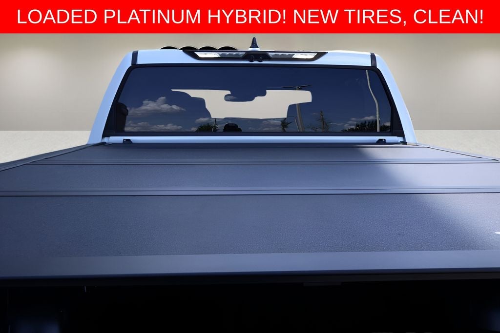 2022 Toyota Tundra Hybrid Platinum