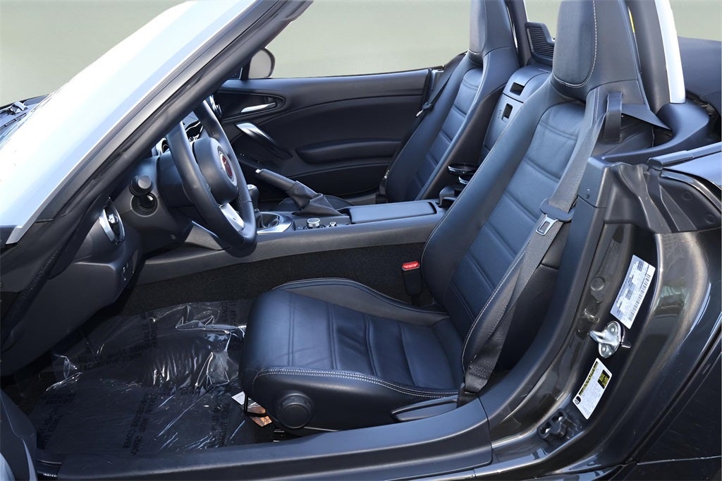 2019 FIAT 124 Spider Lusso