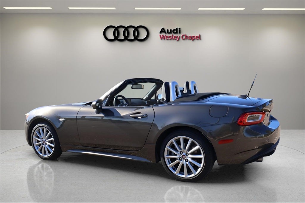 2019 FIAT 124 Spider Lusso