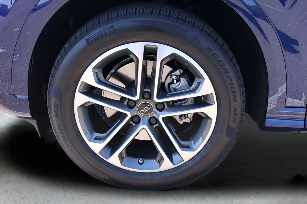 2025 Audi Q5 2.0T Premium quattro