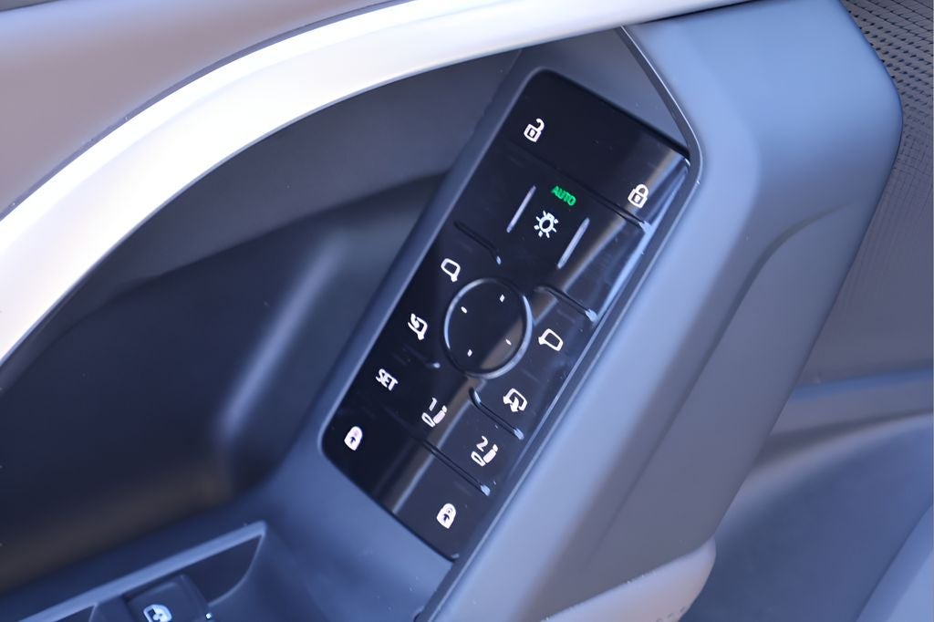 2025 Audi Q5 2.0T Premium quattro