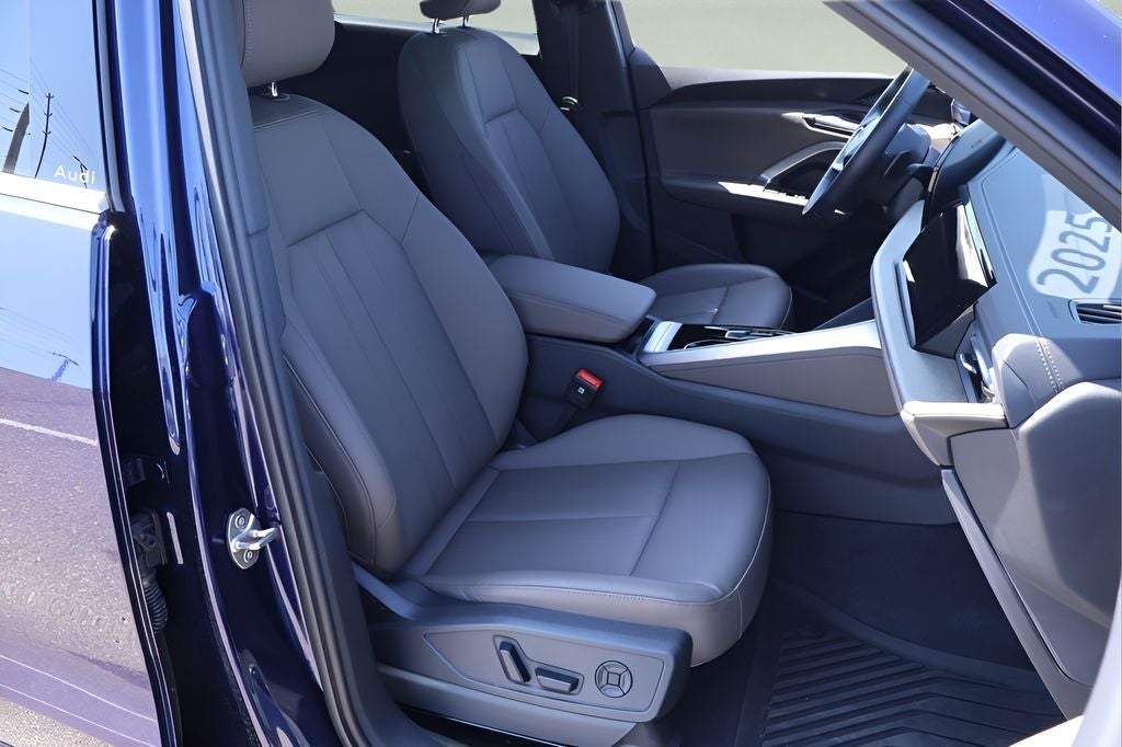 2025 Audi Q5 2.0T Premium quattro