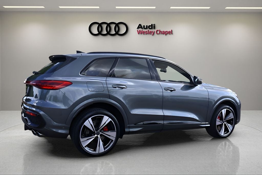 2026 Audi SQ5 Premium Plus quattro