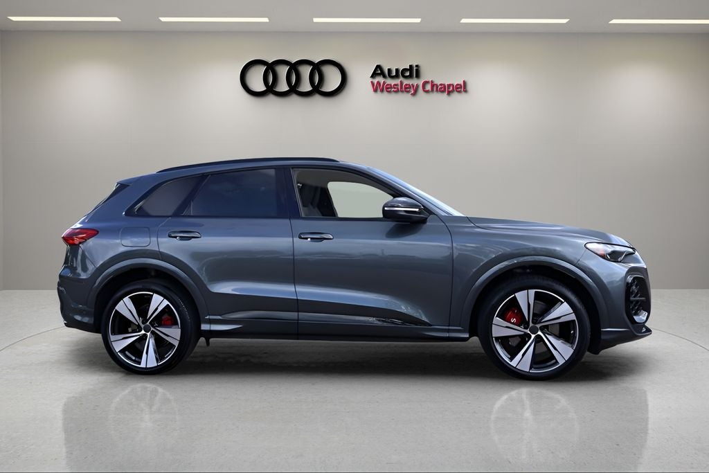 2026 Audi SQ5 Premium Plus quattro