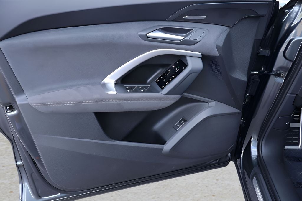 2026 Audi SQ5 Premium Plus quattro