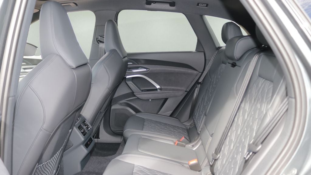 2026 Audi SQ5 Premium Plus quattro
