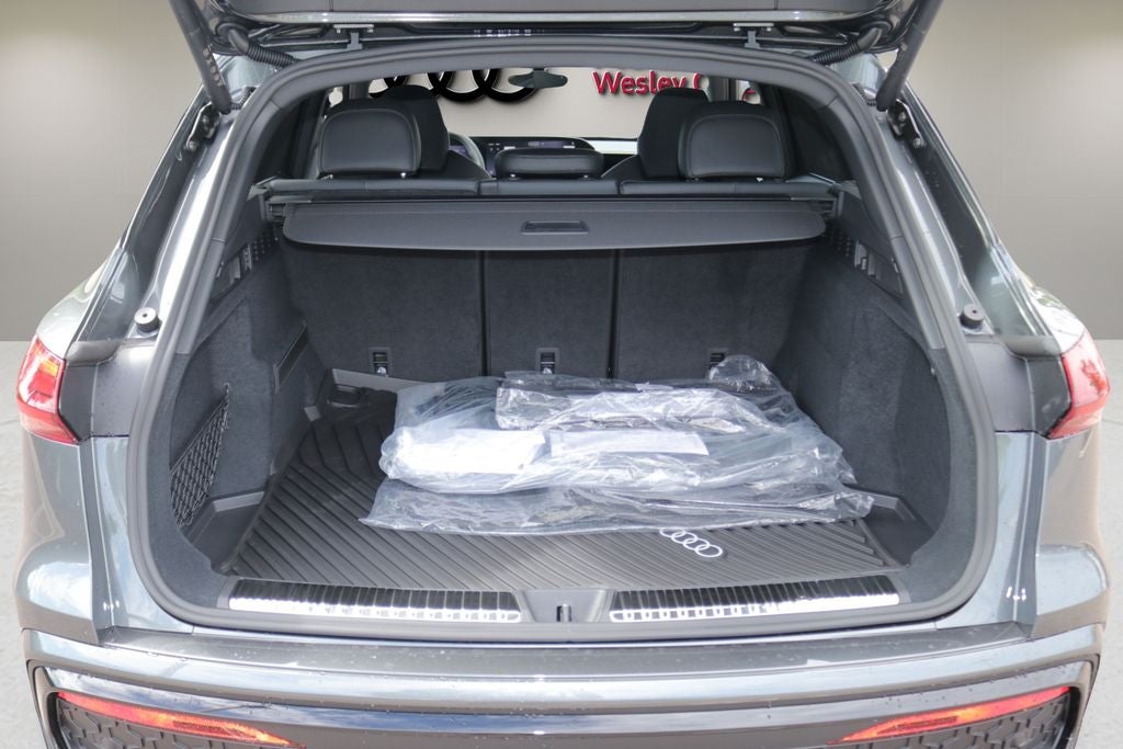 2026 Audi SQ5 Premium Plus quattro