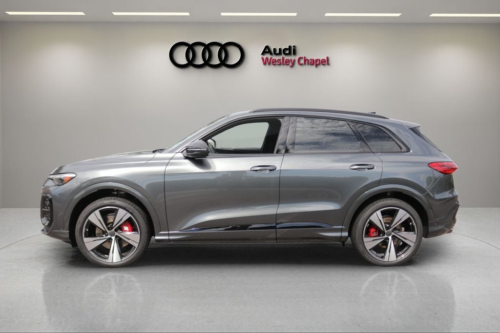 2026 Audi SQ5 Premium Plus quattro