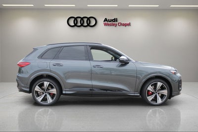 2026 Audi SQ5 Premium Plus quattro