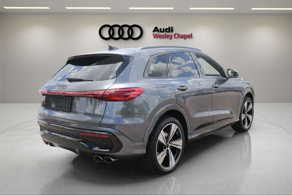 2026 Audi SQ5 Premium Plus quattro