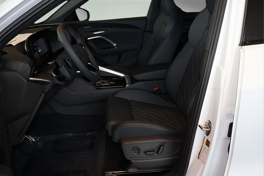 2026 Audi SQ5 Premium Plus quattro