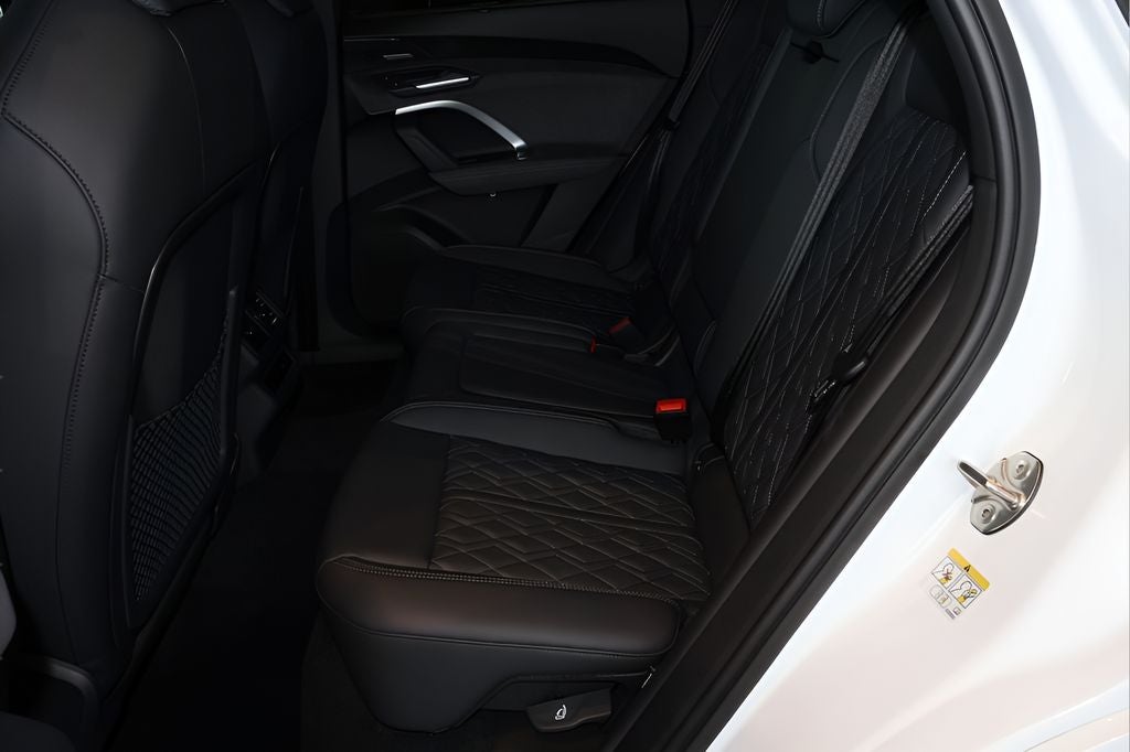 2026 Audi SQ5 Premium Plus quattro