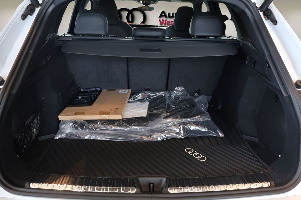 2026 Audi SQ5 Premium Plus quattro