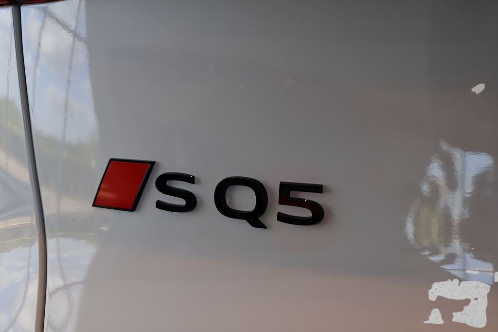 2026 Audi SQ5 Premium Plus quattro