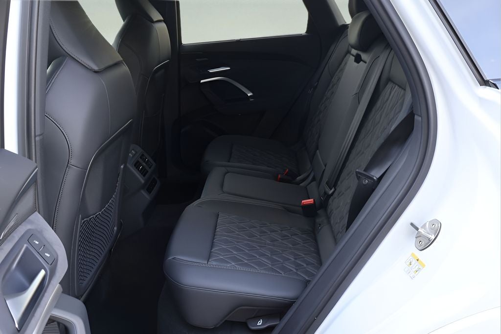 2026 Audi SQ5 Premium Plus quattro