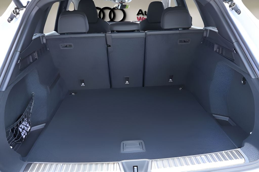 2026 Audi SQ5 Premium Plus quattro