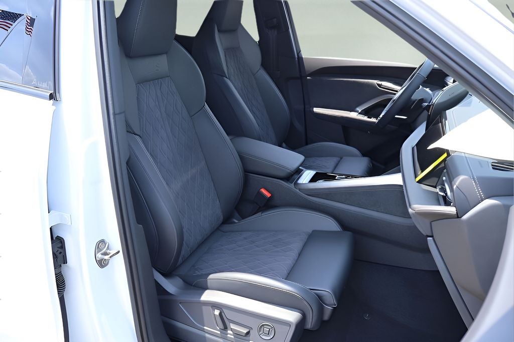 2026 Audi SQ5 Premium Plus quattro