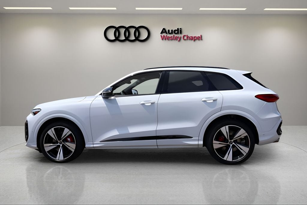 2026 Audi SQ5 Premium Plus quattro