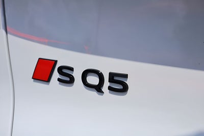 2026 Audi SQ5 Premium Plus quattro