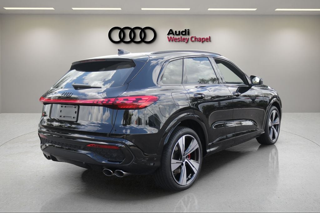 2026 Audi SQ5 Premium Plus quattro