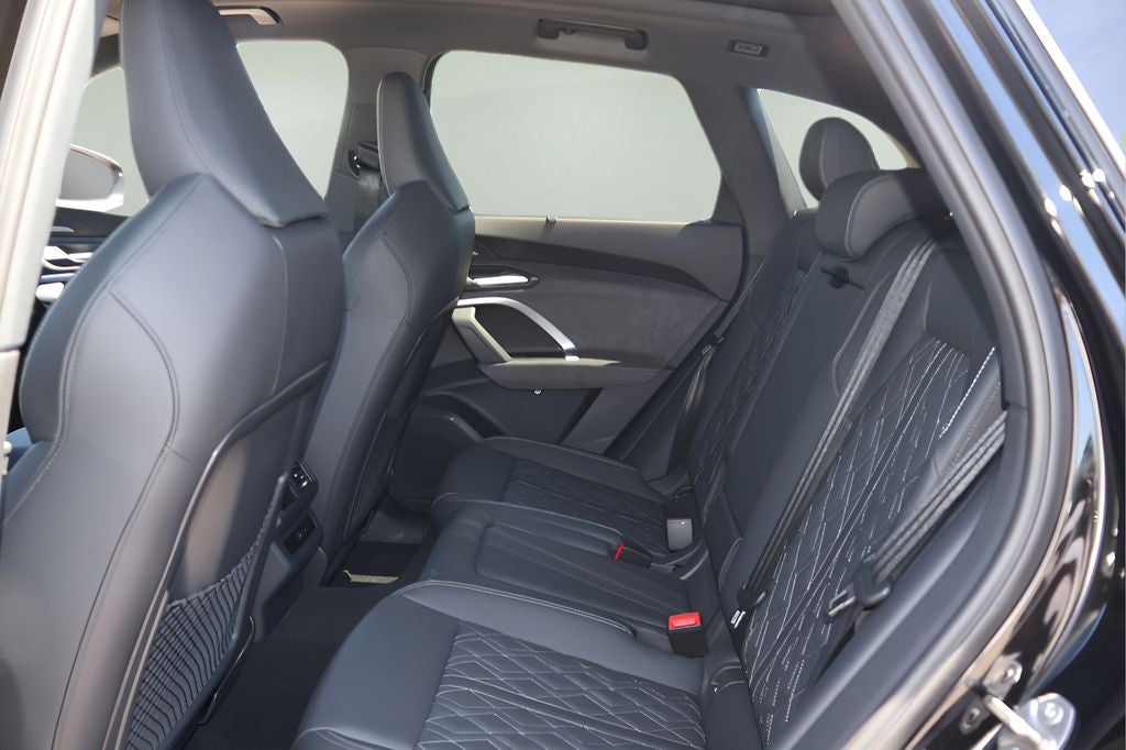 2026 Audi SQ5 Premium Plus quattro