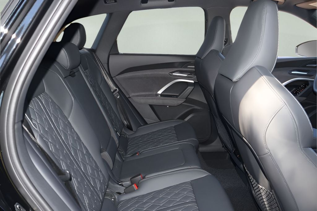 2026 Audi SQ5 Premium Plus quattro
