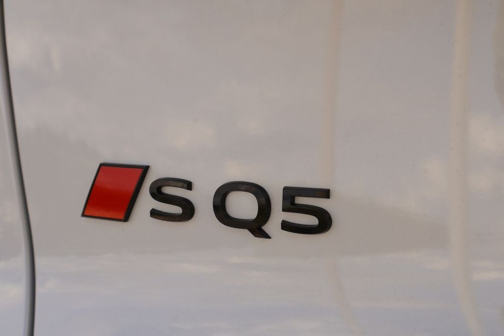 2026 Audi SQ5 Premium Plus quattro