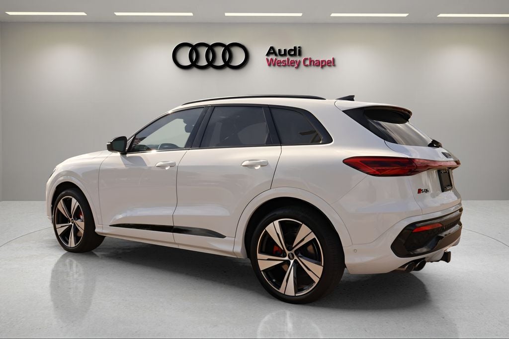 2026 Audi SQ5 Premium Plus quattro