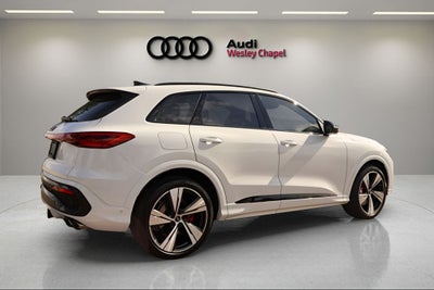 2026 Audi SQ5 Premium Plus quattro
