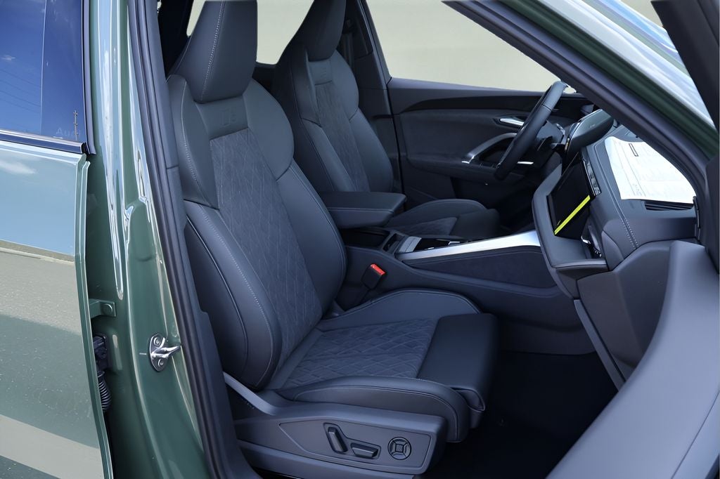 2026 Audi SQ5 Premium Plus quattro