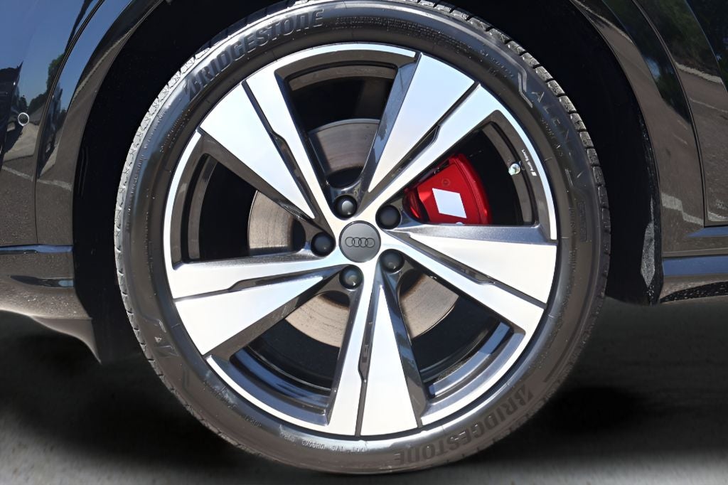 2026 Audi SQ5 Premium Plus quattro
