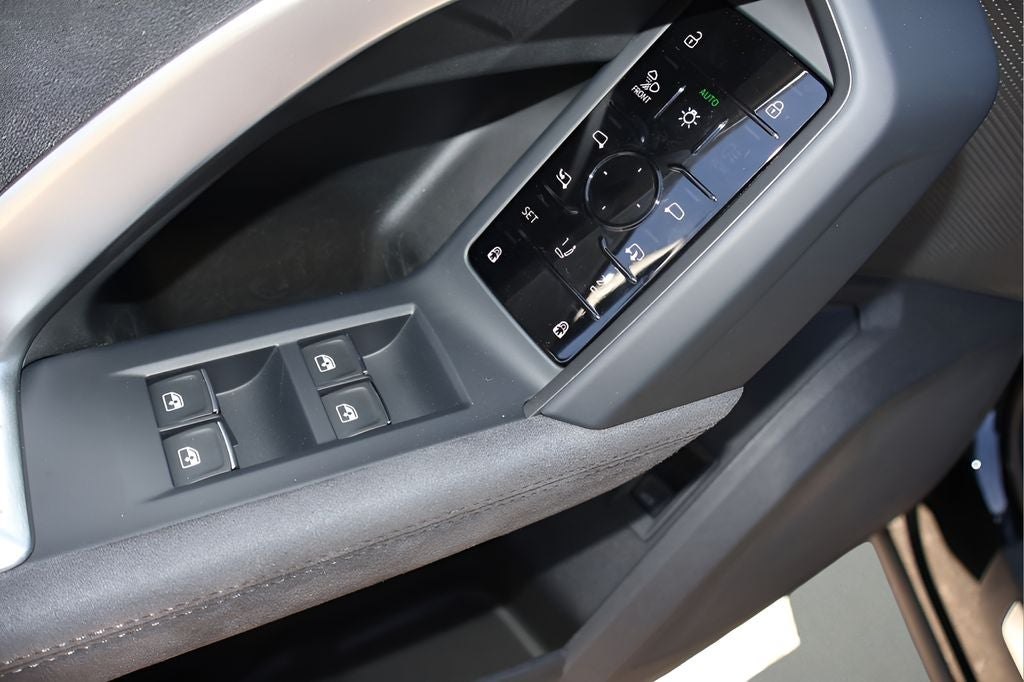 2026 Audi SQ5 Premium Plus quattro