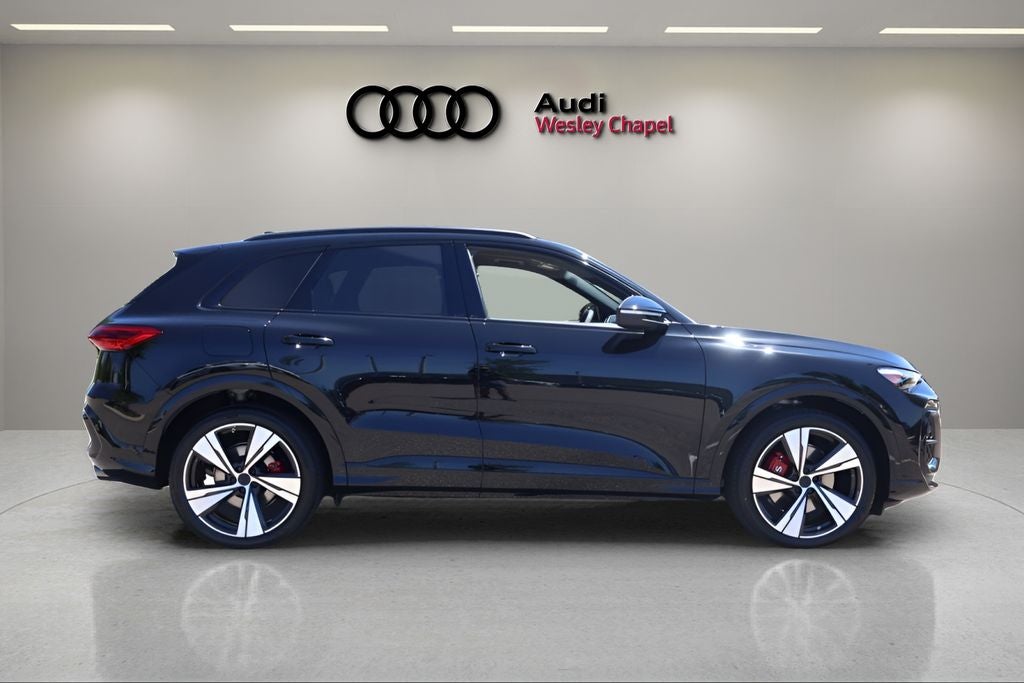 2026 Audi SQ5 Premium Plus quattro
