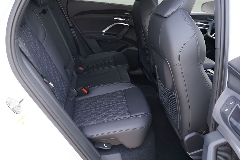 2026 Audi SQ5 Premium Plus quattro