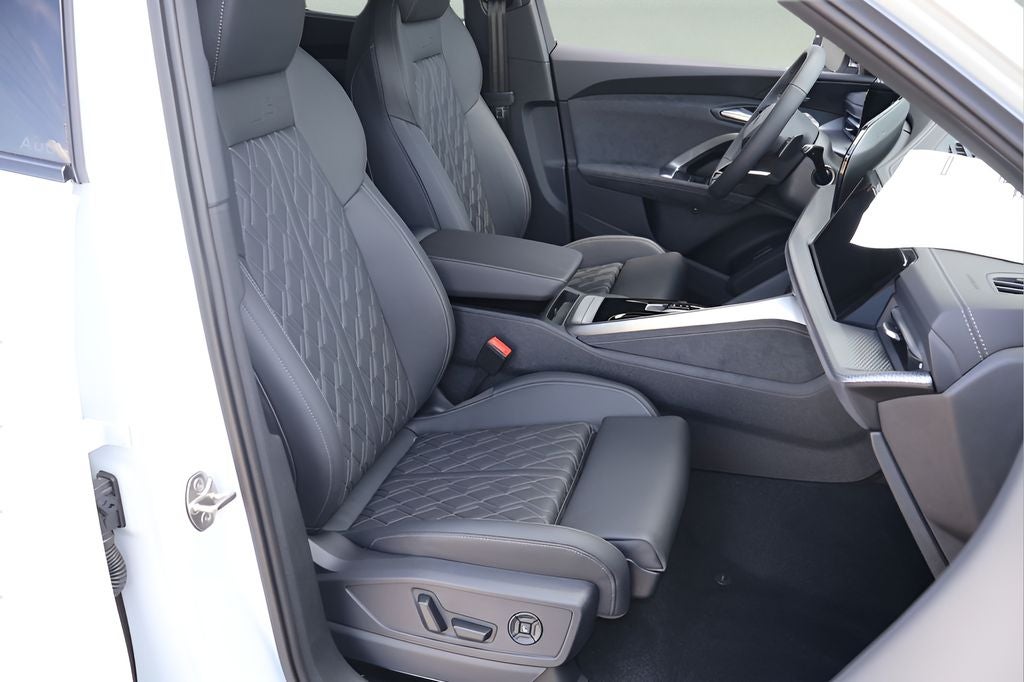 2026 Audi SQ5 Premium Plus quattro