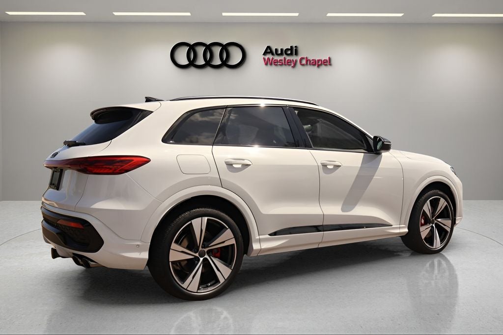 2026 Audi SQ5 Premium Plus quattro