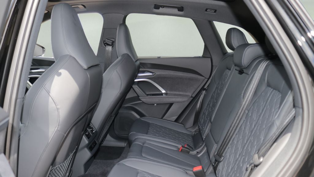 2026 Audi SQ5 Premium Plus quattro