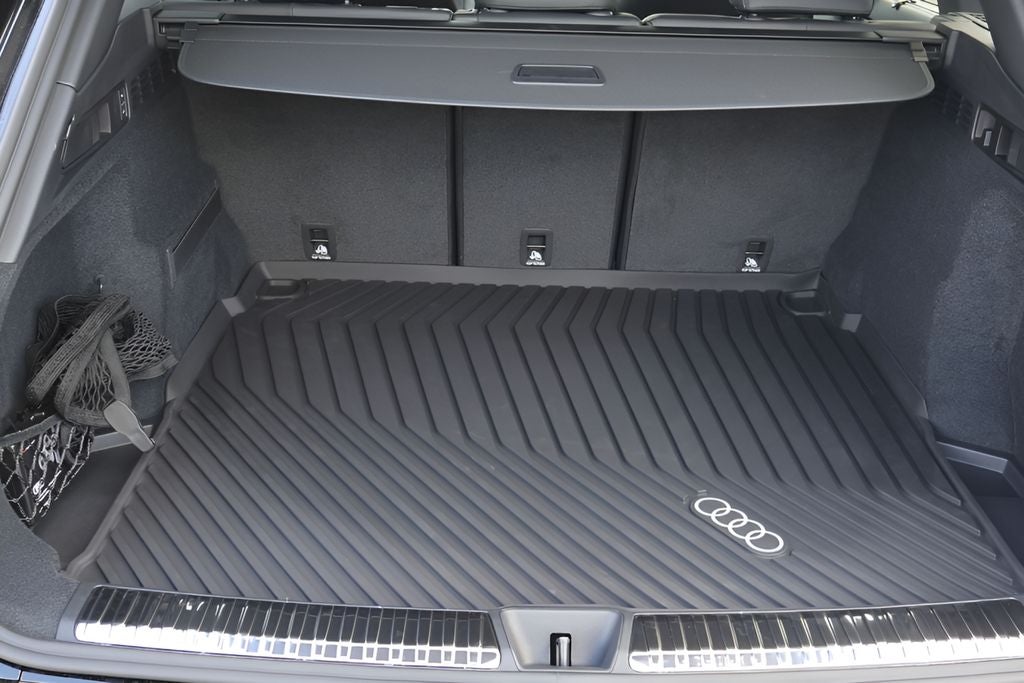 2026 Audi SQ5 Premium Plus quattro