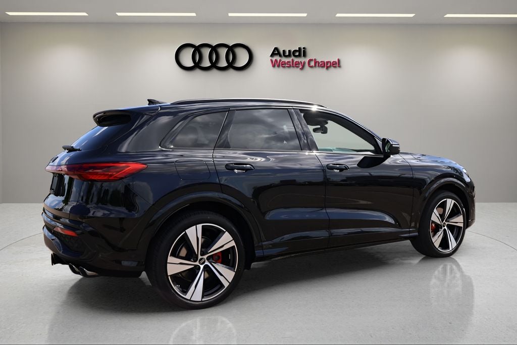 2026 Audi SQ5 Premium Plus quattro