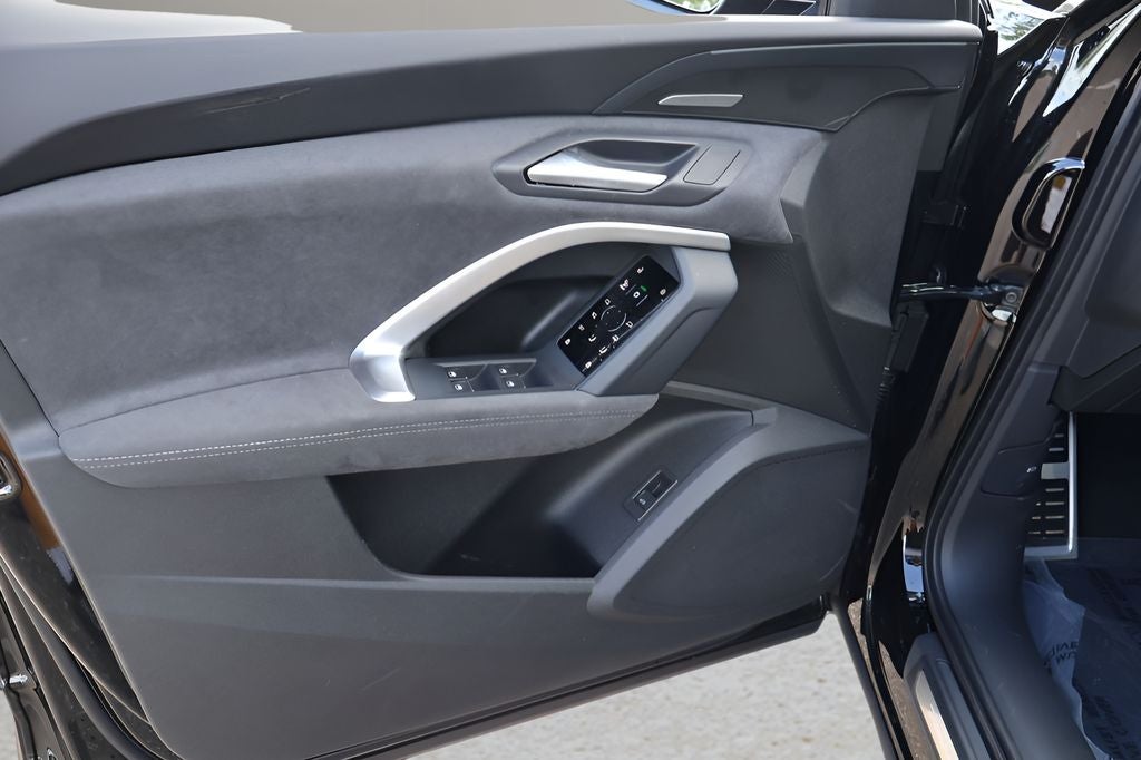 2026 Audi SQ5 Premium Plus quattro