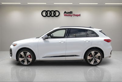 2026 Audi SQ5 Premium Plus quattro