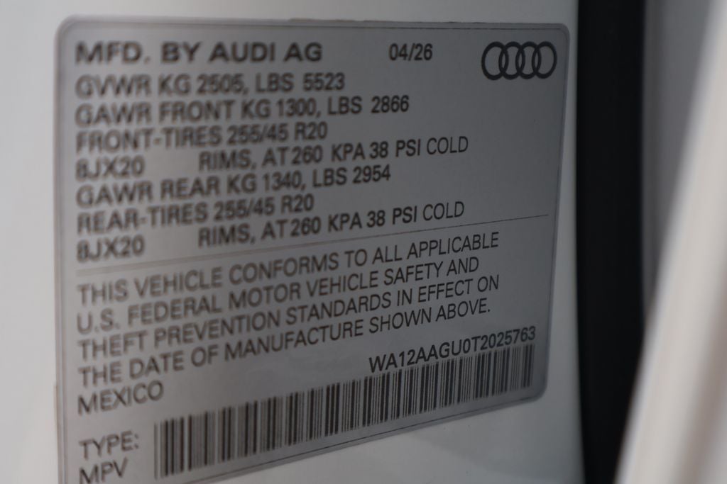 2026 Audi Q5 2.0T Premium Plus quattro