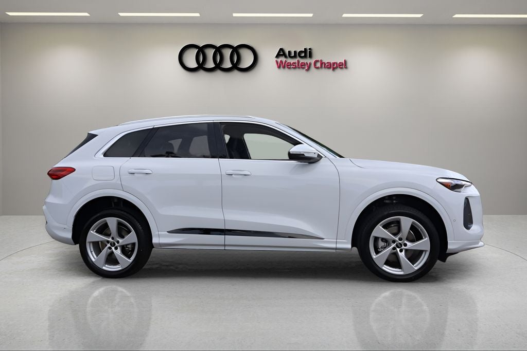 2026 Audi Q5 2.0T Premium Plus quattro