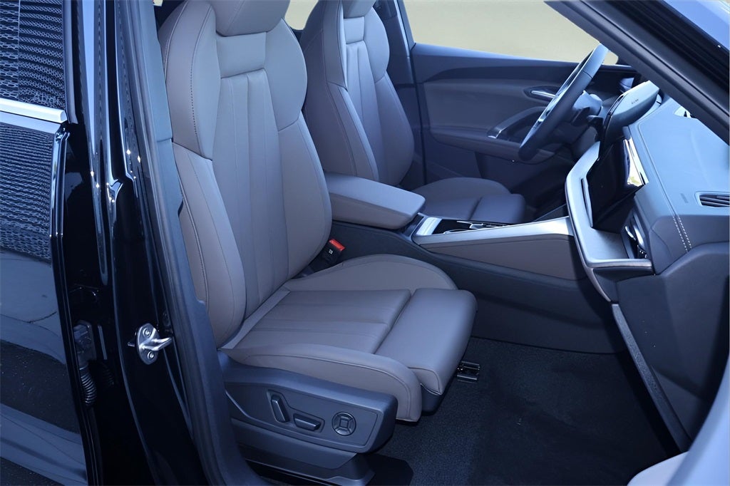 2025 Audi Q5 2.0T Premium Plus quattro