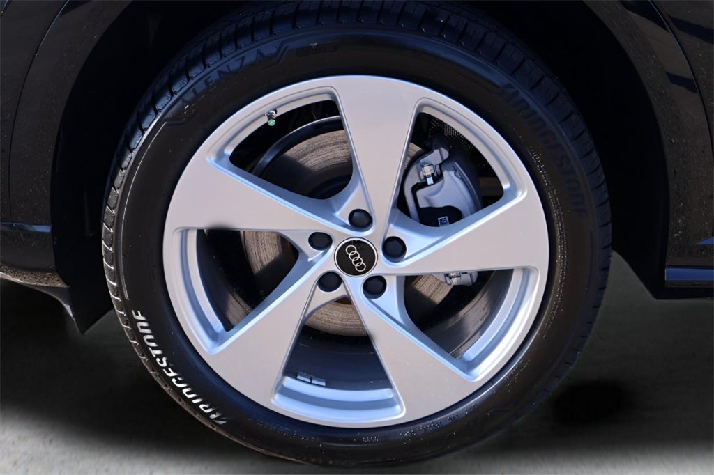 2025 Audi Q5 2.0T Premium Plus quattro