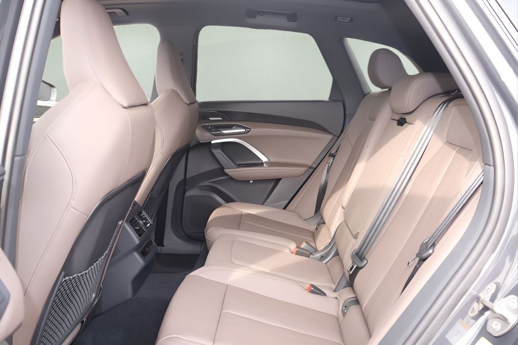 2026 Audi Q5 2.0T Premium Plus quattro