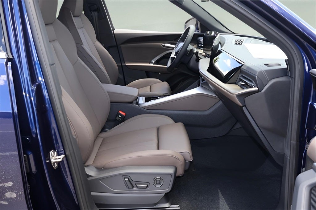 2025 Audi Q5 2.0T Premium Plus quattro