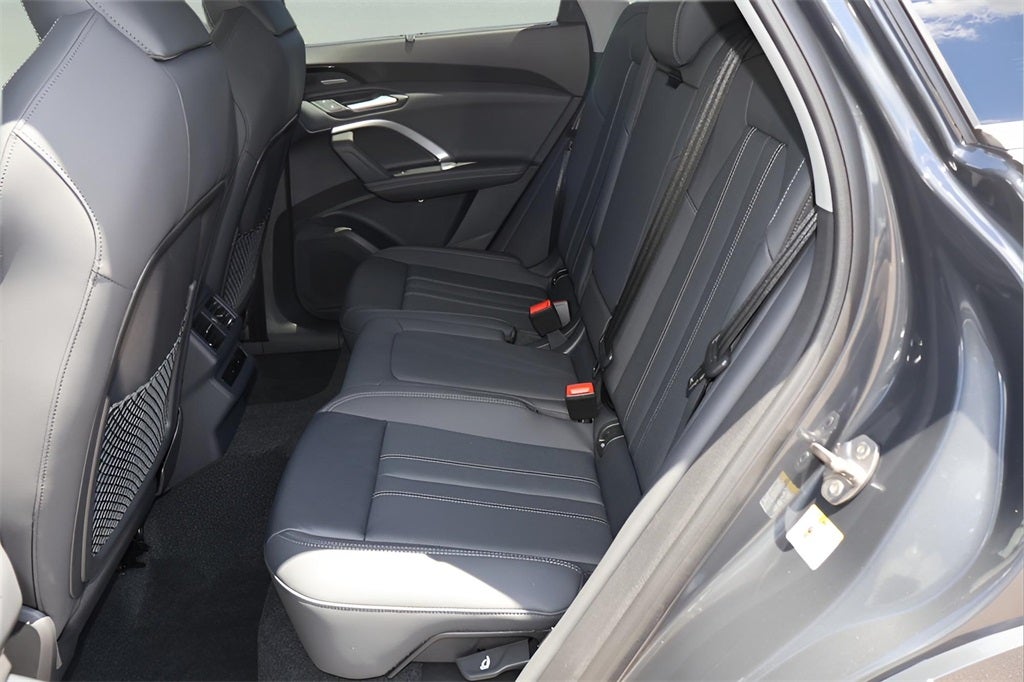 2025 Audi Q5 2.0T Premium Plus quattro