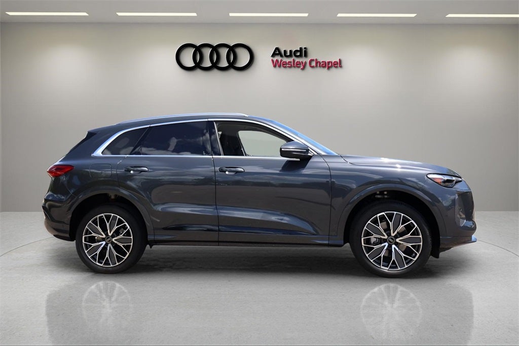 2025 Audi Q5 2.0T Premium Plus quattro